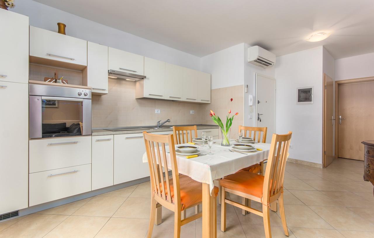 Apartment Riva Poreč Zewnętrze zdjęcie